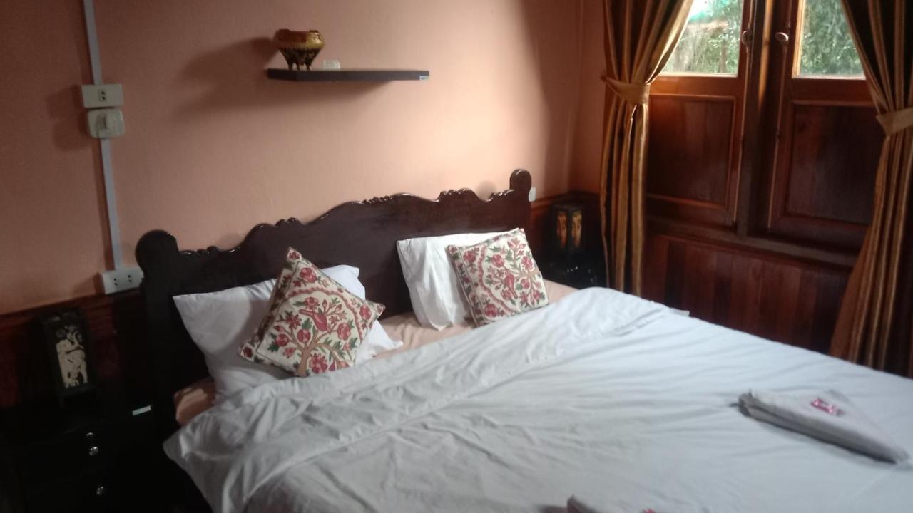 Pukyo Bed And Breakfast Belgian Lao Ban Nangoy Extérieur photo