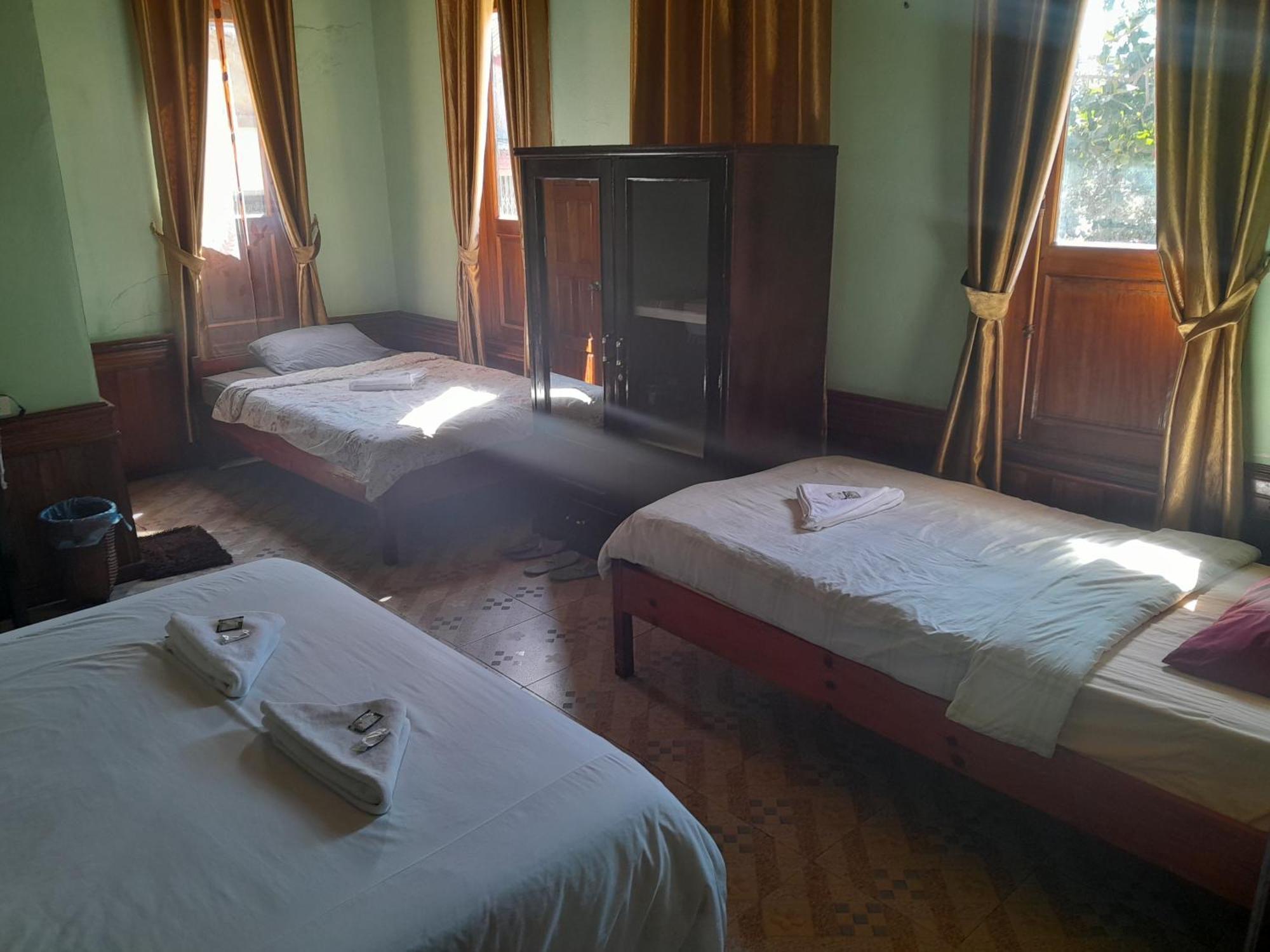 Pukyo Bed And Breakfast Belgian Lao Ban Nangoy Chambre photo
