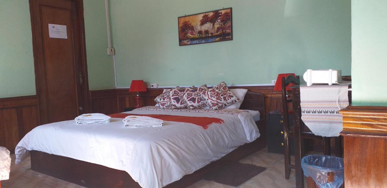 Pukyo Bed And Breakfast Belgian Lao Ban Nangoy Extérieur photo